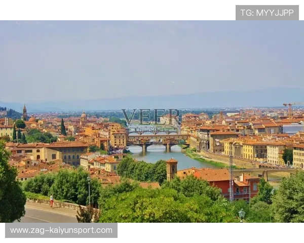 佛罗伦萨尝试快速拉开宽度：在历史脉络中织就现代生活的全景